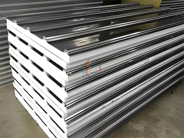 Pir color steel sandwich board load bearing thermal insulation fire prevention and waterproof