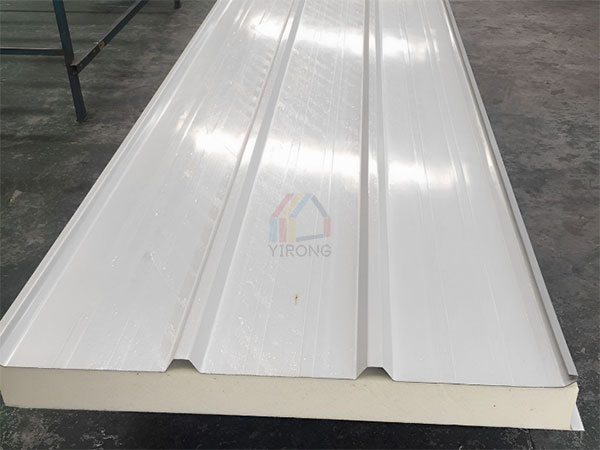 What are the specifications of polyurethane fireproof panel?