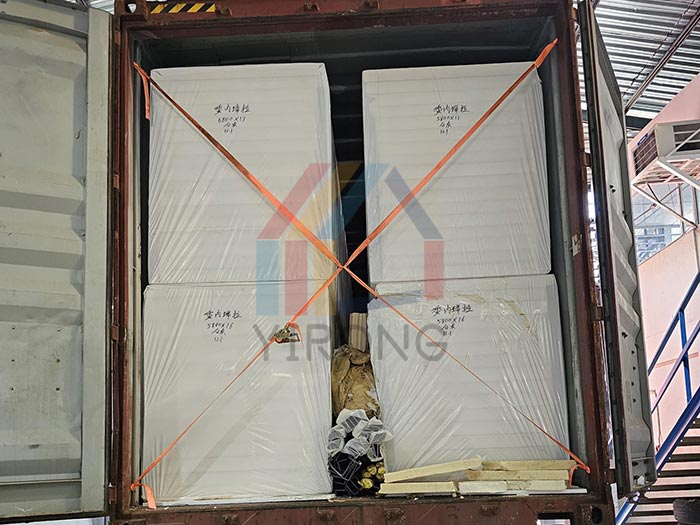 Venezuelan customers received 50mm thick puf wall panels