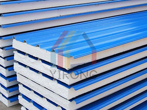 Loading and shipping of EPS roof panels to Thailand