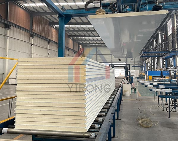 polyurethane insulation panels