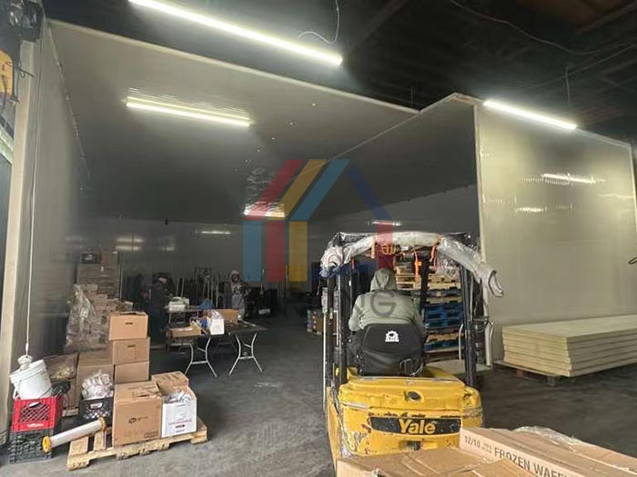Yirong PU panel customized solution implemented in US cold room project