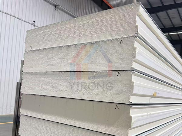 Why has PIR insulation panels become the standard for prefabricated warehouse?