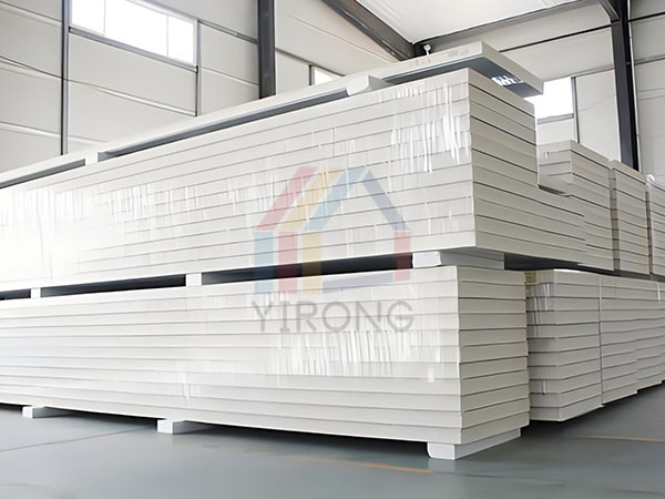 Comprehensive analysis of the fire resistance ratings of sandwich panel core materials